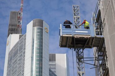 UniCredit SpA Reinforces Commerzbank AG Ambition With 35 Billion-Euro Offer