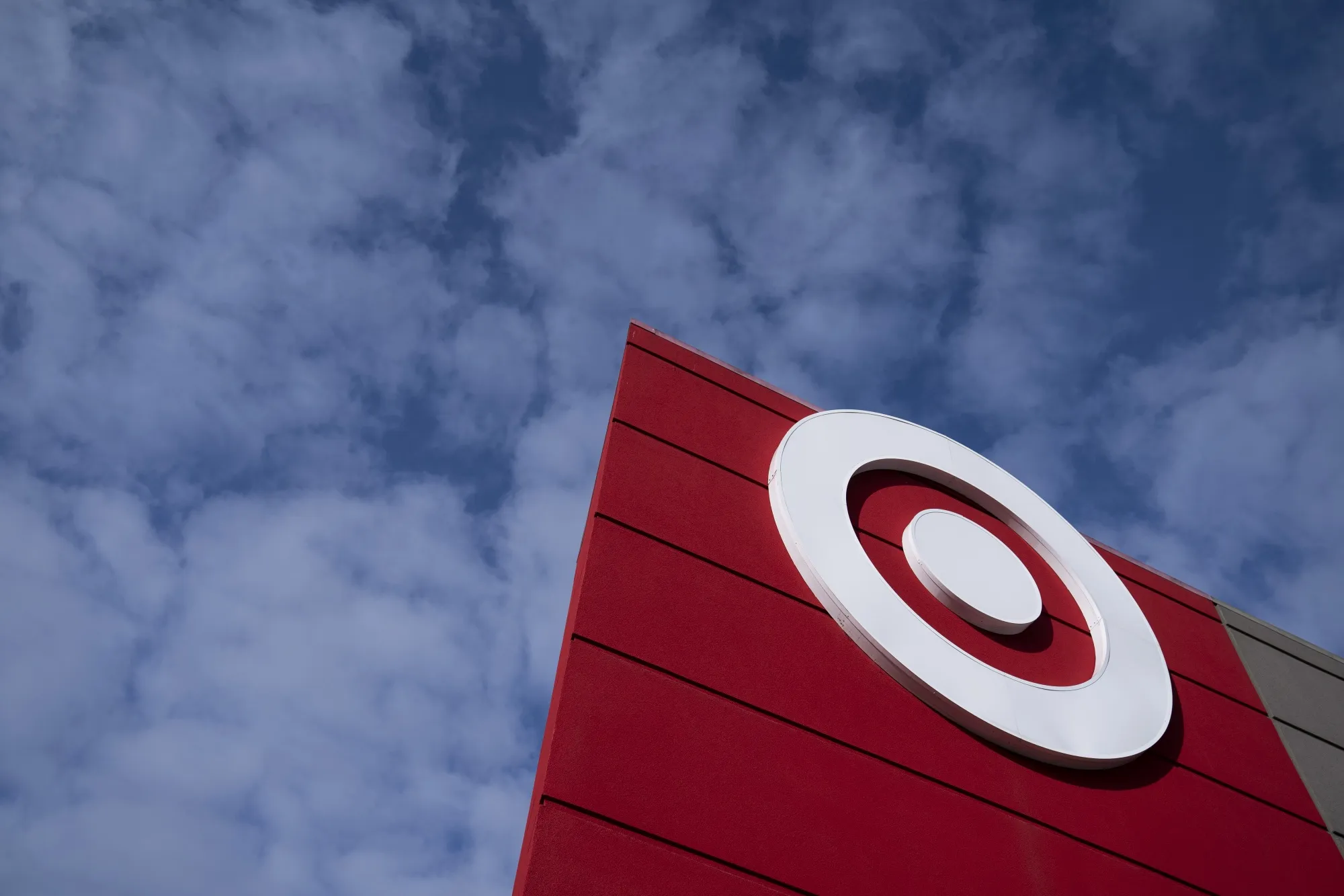 Target Corp Email Target (TGT) Teams Up With Shopify (SHOP) to Its Expand Marketplace ...