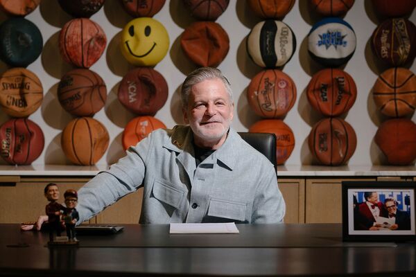 Cavs Owner Dan Gilbert Wants to Donate His Billions—and Walk Again
