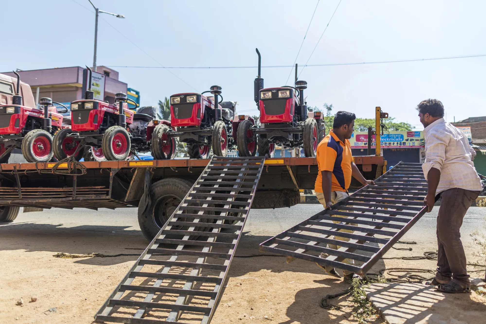 Strong growth in two- and three-wheeler sales, and domestic tractor sales, in October and November point to resilient rural demand, while a robust pickup in air passenger traffic in the period indicate recovery in urban demand. 