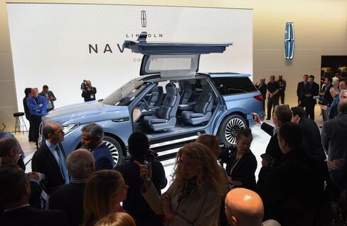 The Lincoln Navigator SUV on display during the 2016 New York International Auto Show.