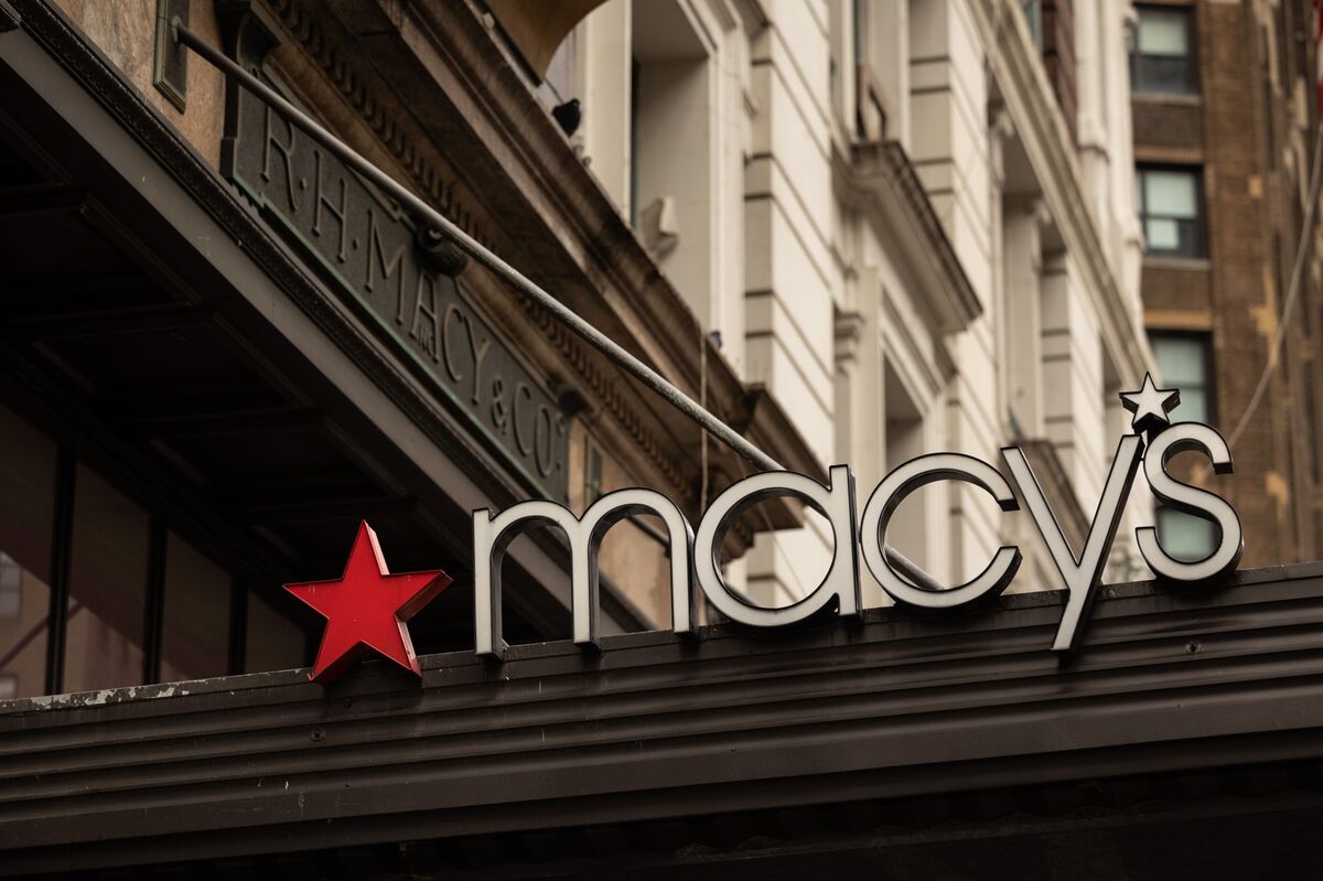 Macy’s Adds Two Arkhouse Nominees to Board, Deal Talks Continue