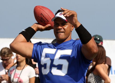 Former Linebacker Junior Seau