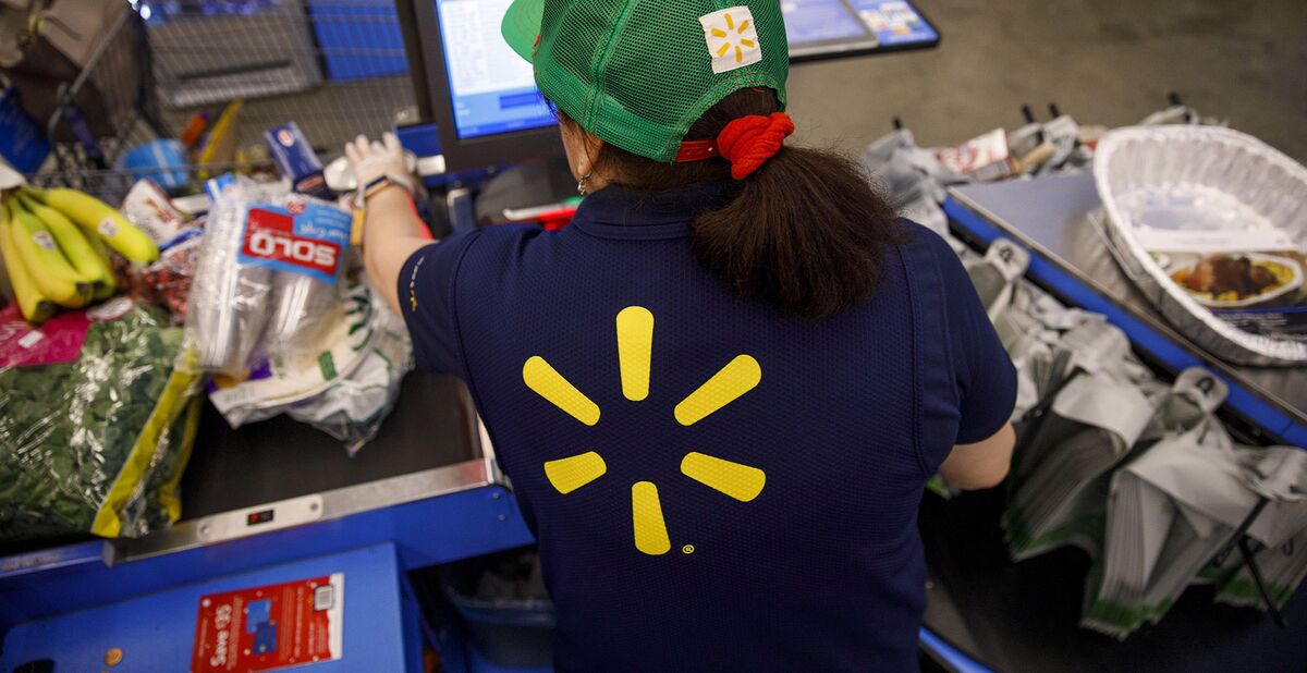 Walmart Workers Rebel Against Retailer Robot Push in Chile - Bloomberg