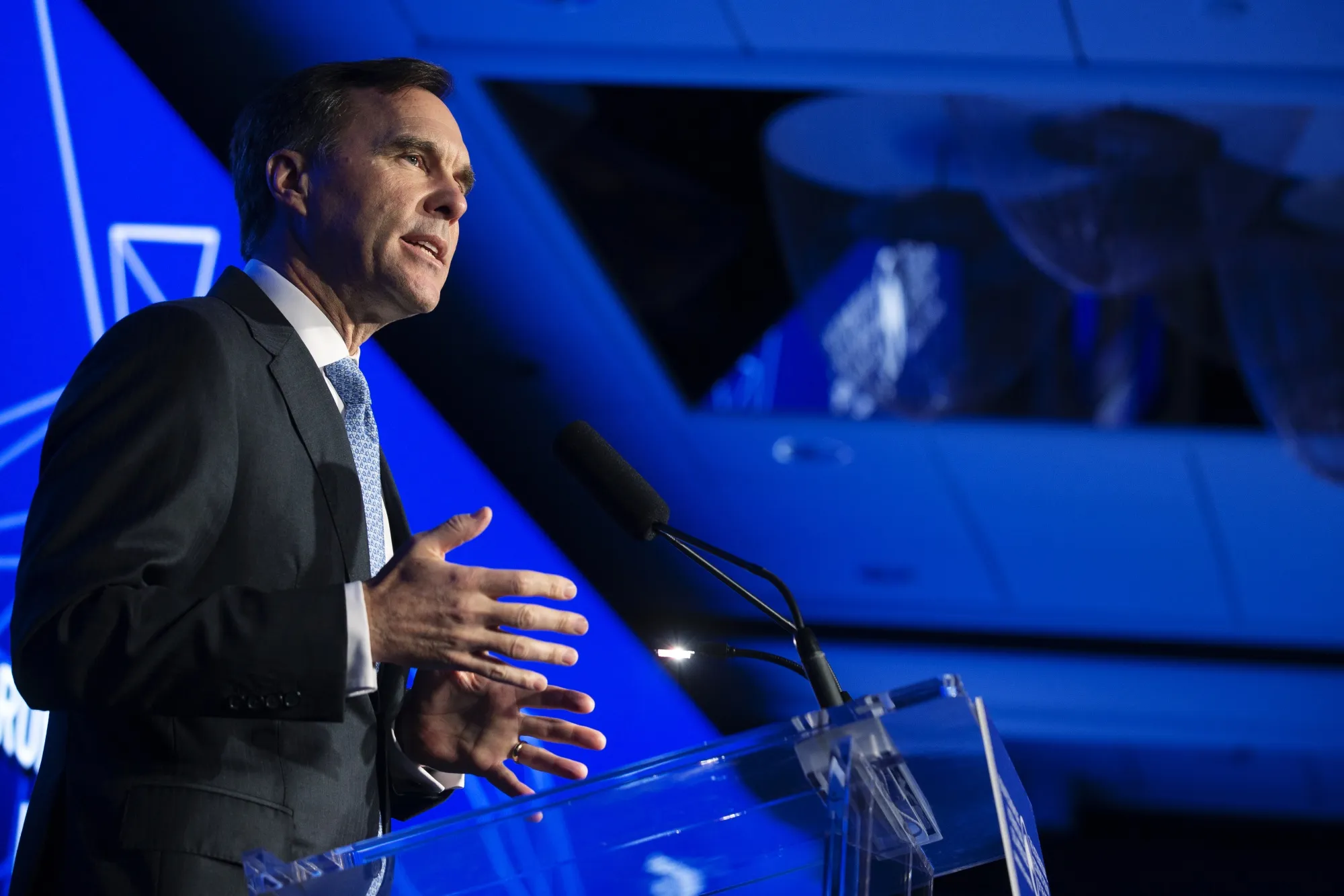 Bill Morneau.