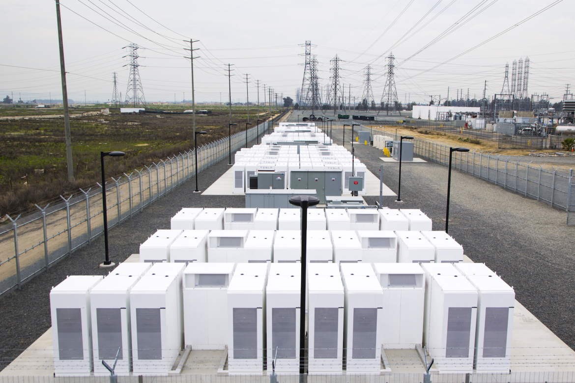 Tesla power deals grid battery