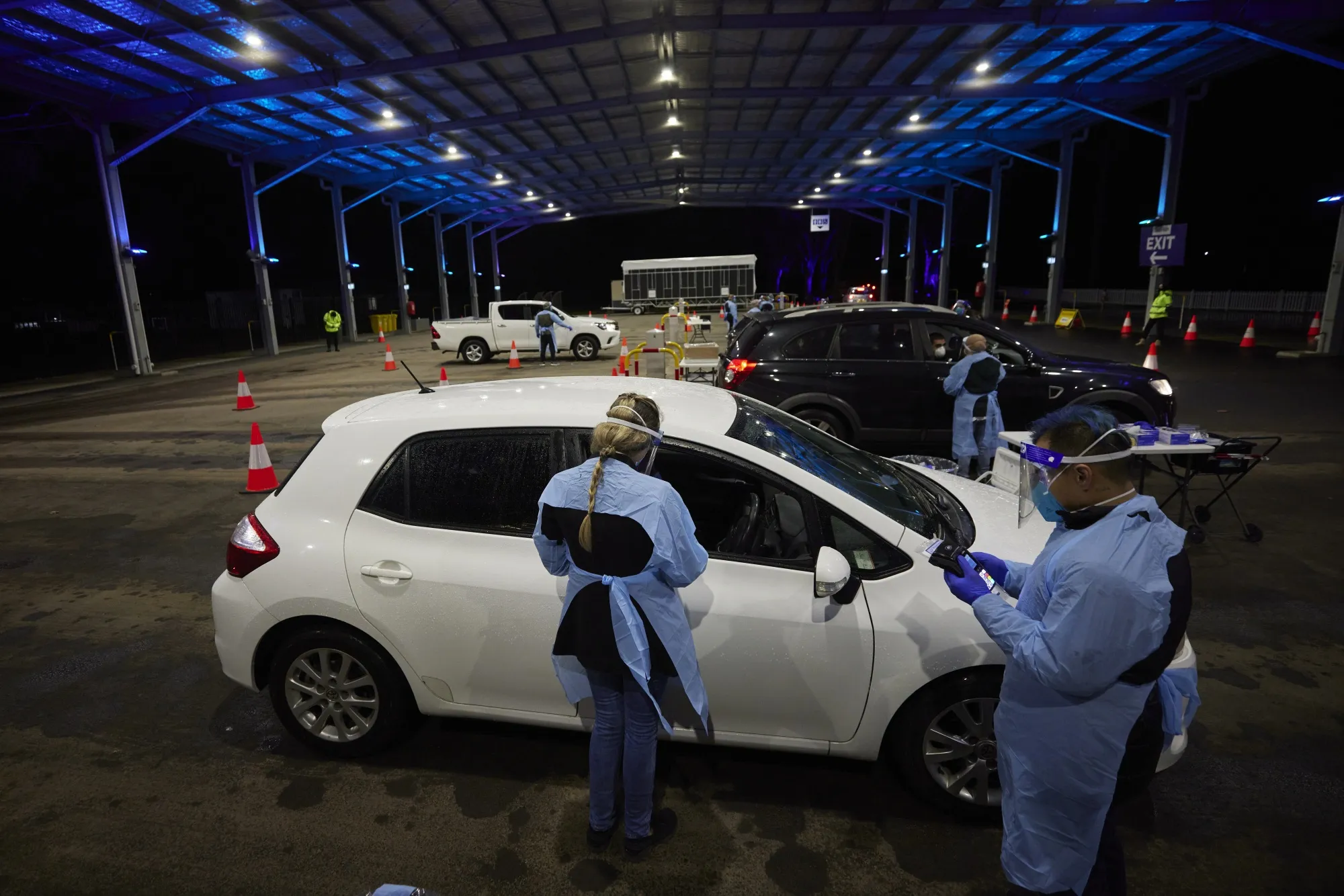 Motorists&nbsp;at the Fairfield Showgrounds drive-through Covid-19 testing site in Sydney&nbsp;on July 10.
