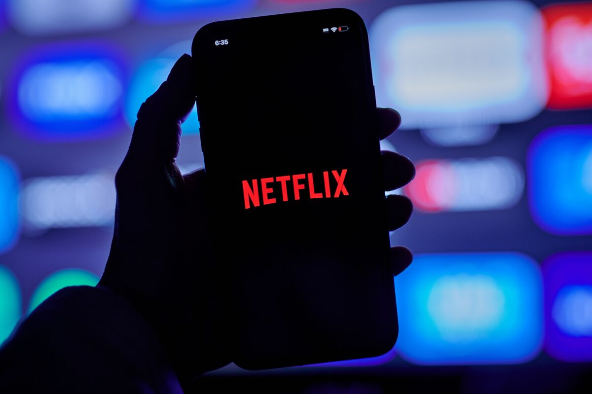 Netflix Adds Live TV Broadcasts, Sports From France’s TF1