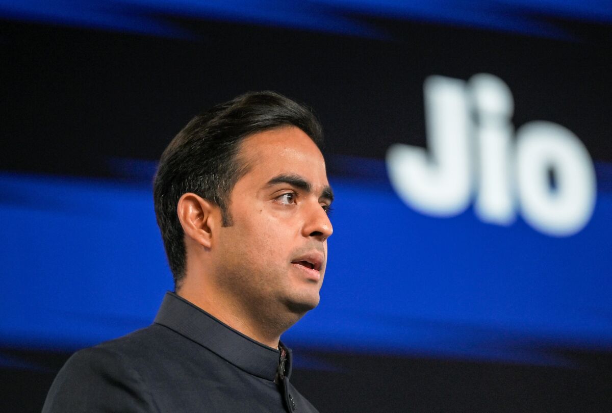 Jio IPO Sees Overwhelming Demand on Day One Even as Nifty Struggles