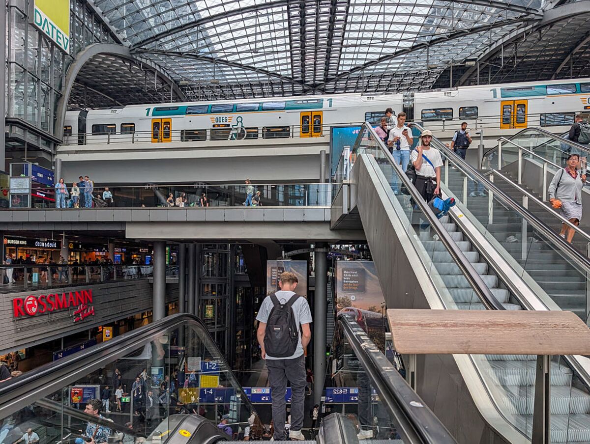 
                            Europe Has a Plan to Slash Train Travel Times by 2040