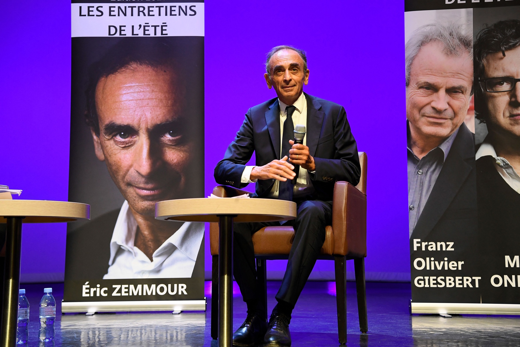 French Firebrand Zemmour To Announce He S Running For President