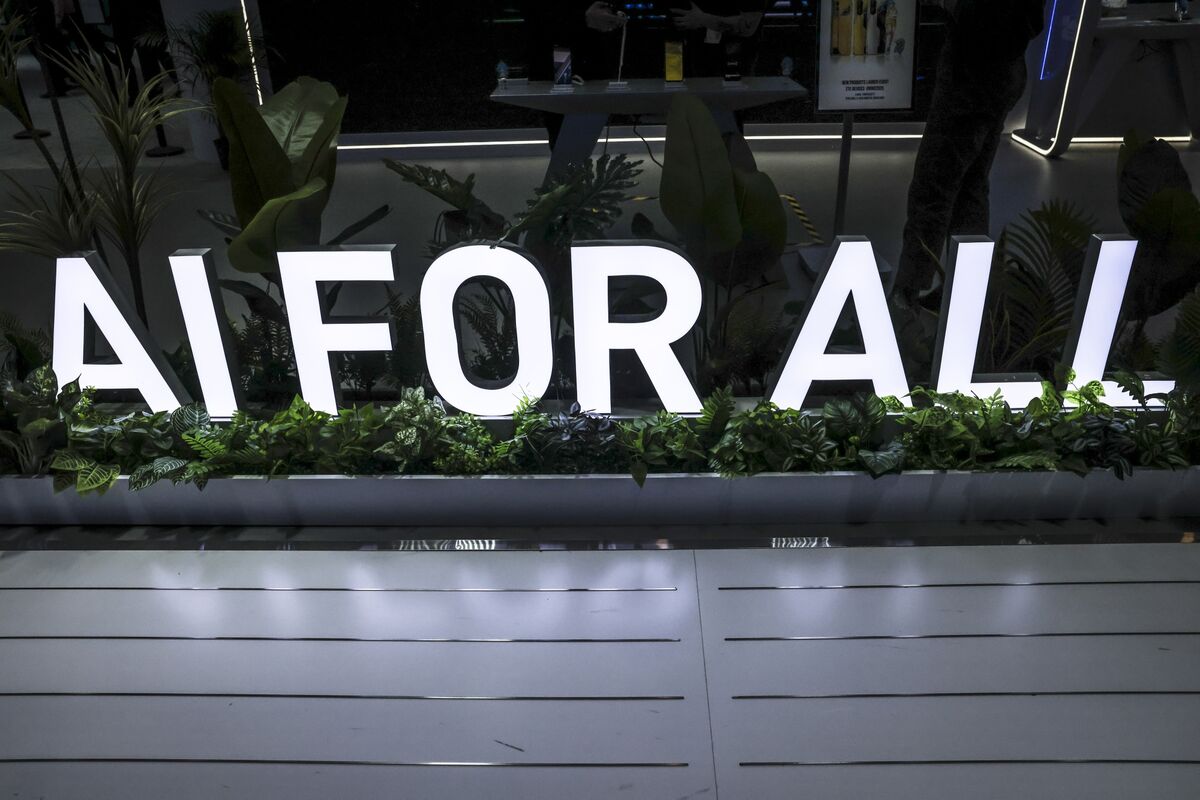 Politics: A divide emerges in Washington over AI regulation as technology companies and labor groups compete for influence and control over policies.