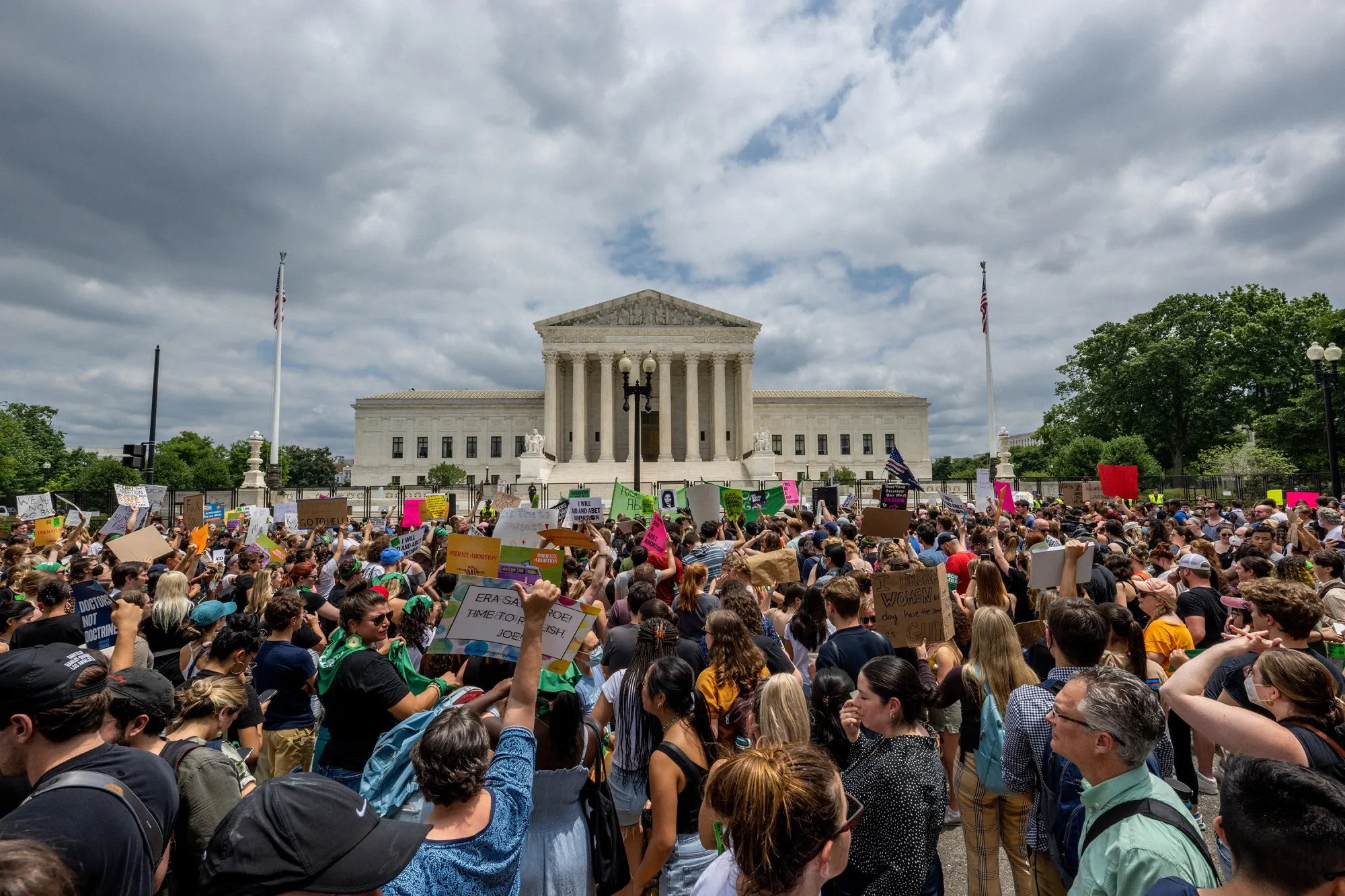 People protest in front of the US&nbsp;Supreme Court in Washington, DC.&nbsp;