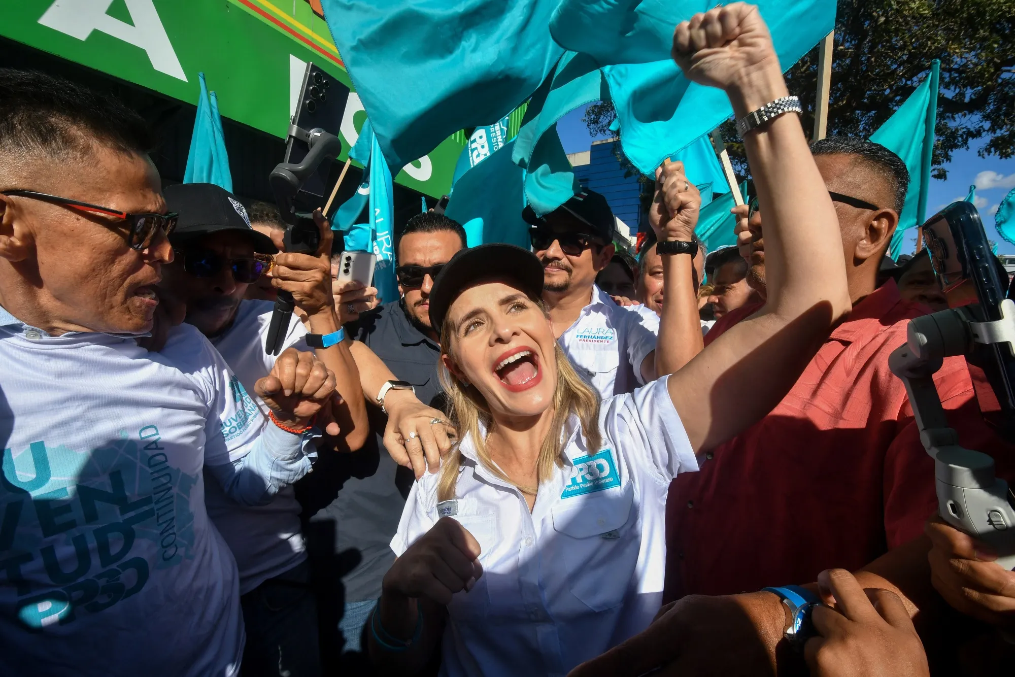 Laura Fernández during her closing campaign rally in San Jose on Jan. 24.