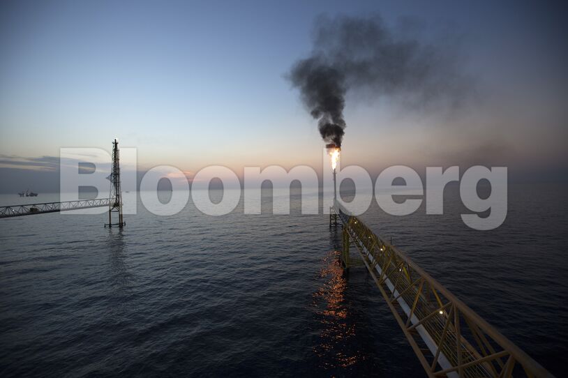 Views From a Pemex Oil Platform As CEO Sees Yearly Crude Output Above 2.5 Million Barrels Per Day
