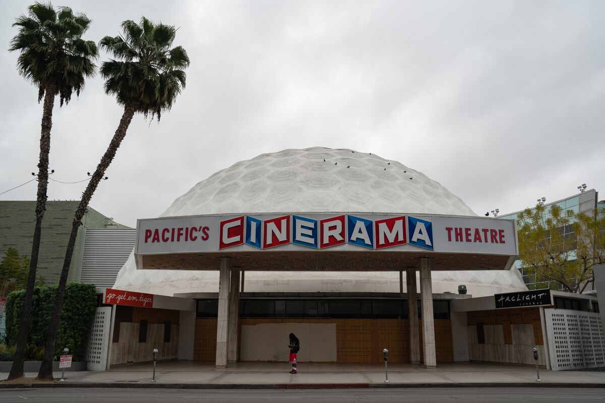 When Will Movie Theaters Reopen? Closed Film Cinemas Leave Void in ...