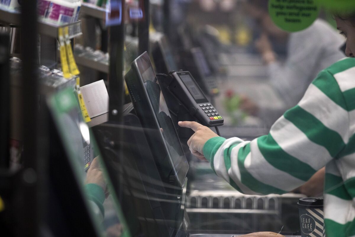 Consumer Sentiment Graph Rba Australian Consumer Sentiment Declines 2.6% After RBA Resumed Rate ...