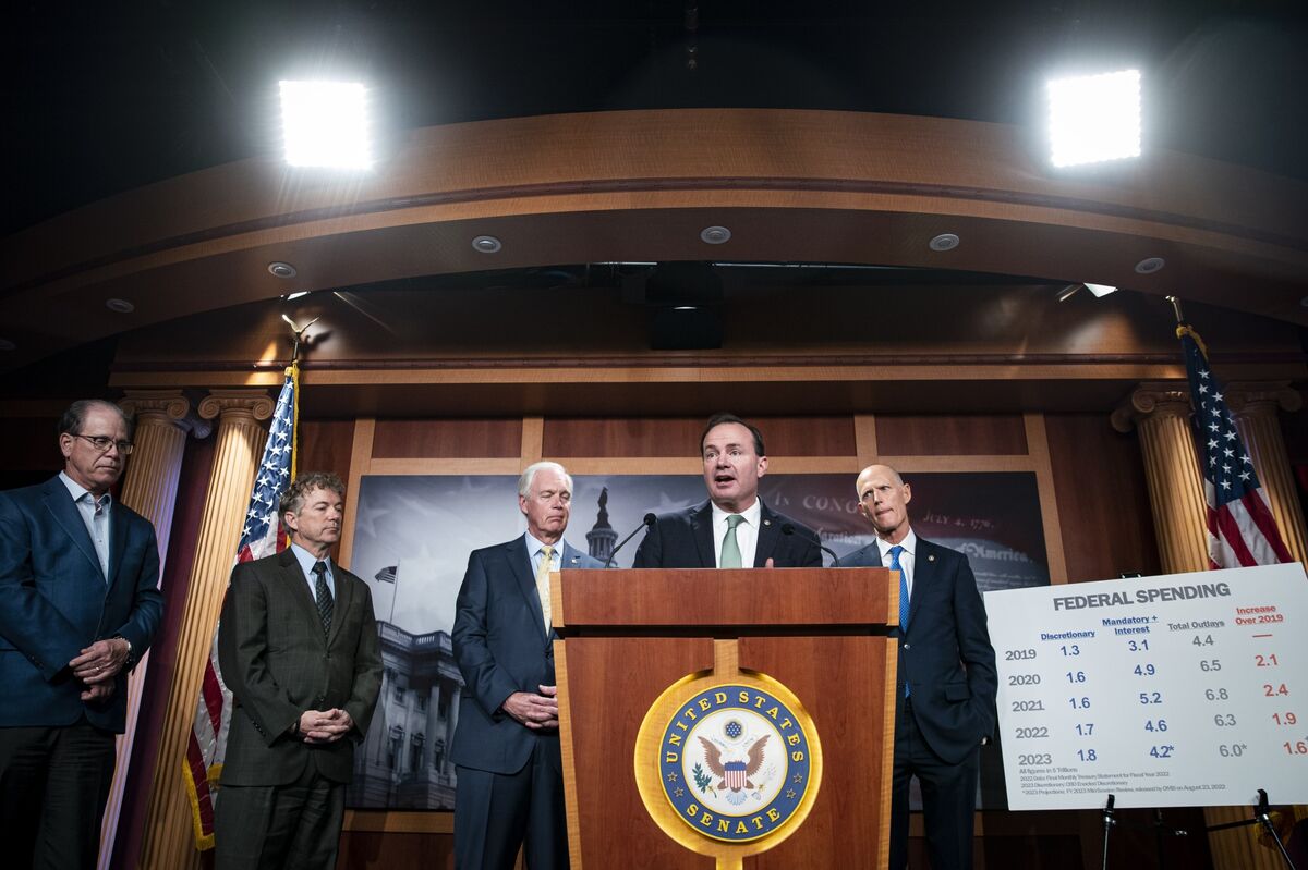 In Debt-Ceiling Fight, Senate Republicans Aim to Cut Federal Spending -  Bloomberg