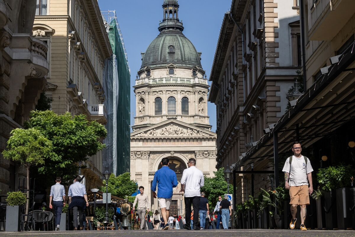 Hungary’s Bond Rally Means Yields Are Now Trading Close to UK