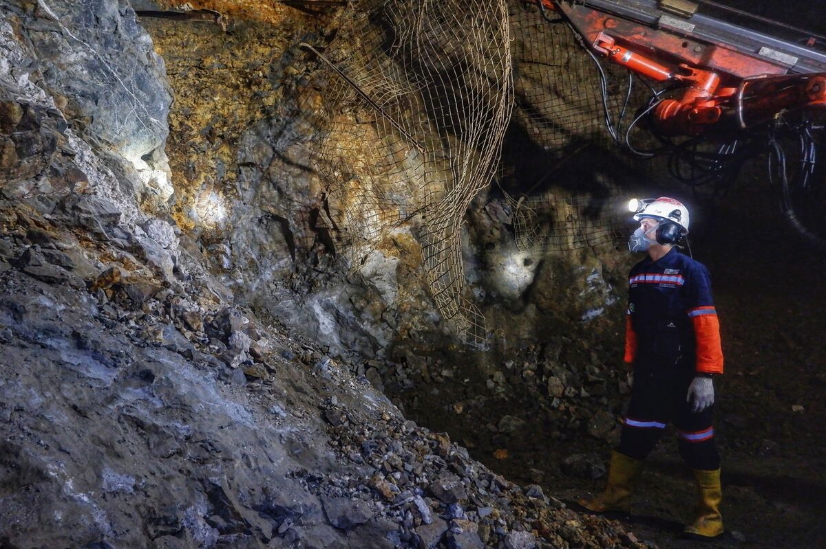 Indonesian Miner Antam’s Net Income Soars on Gold Demand
