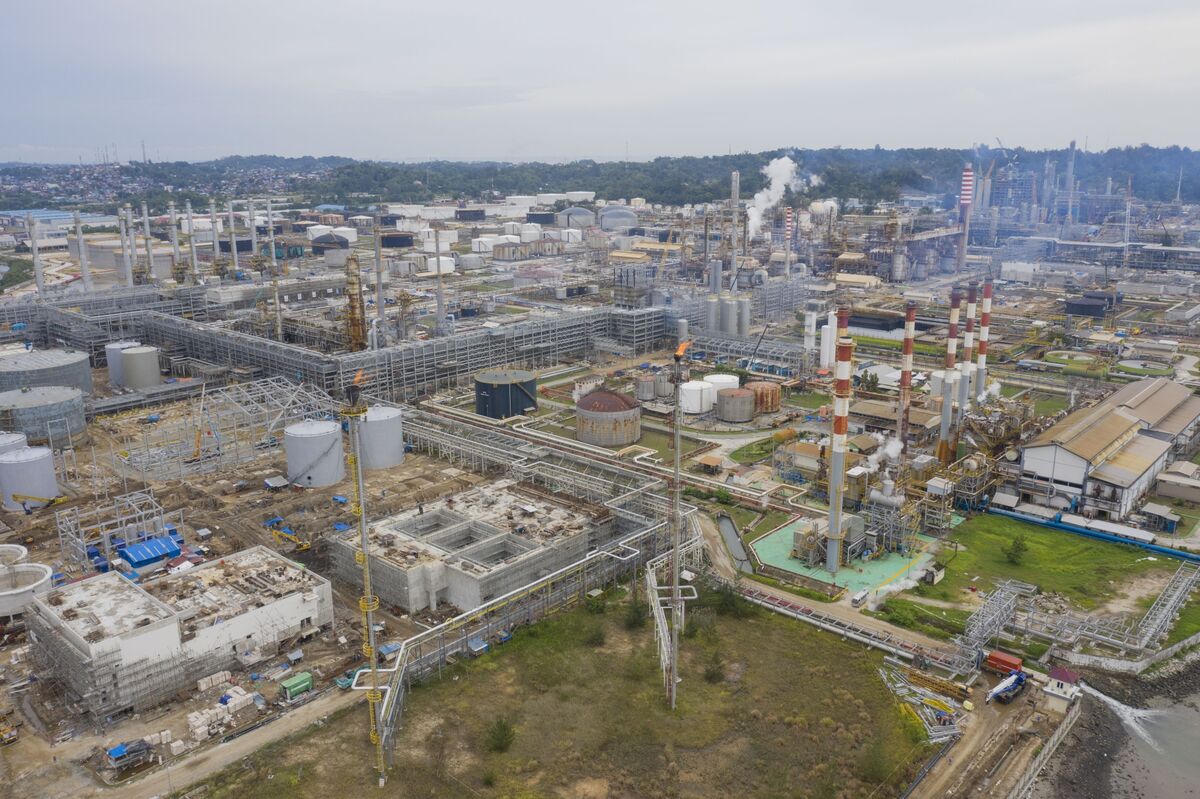 Indonesia Gets First Russian Oil Shipment After Deal with Moscow