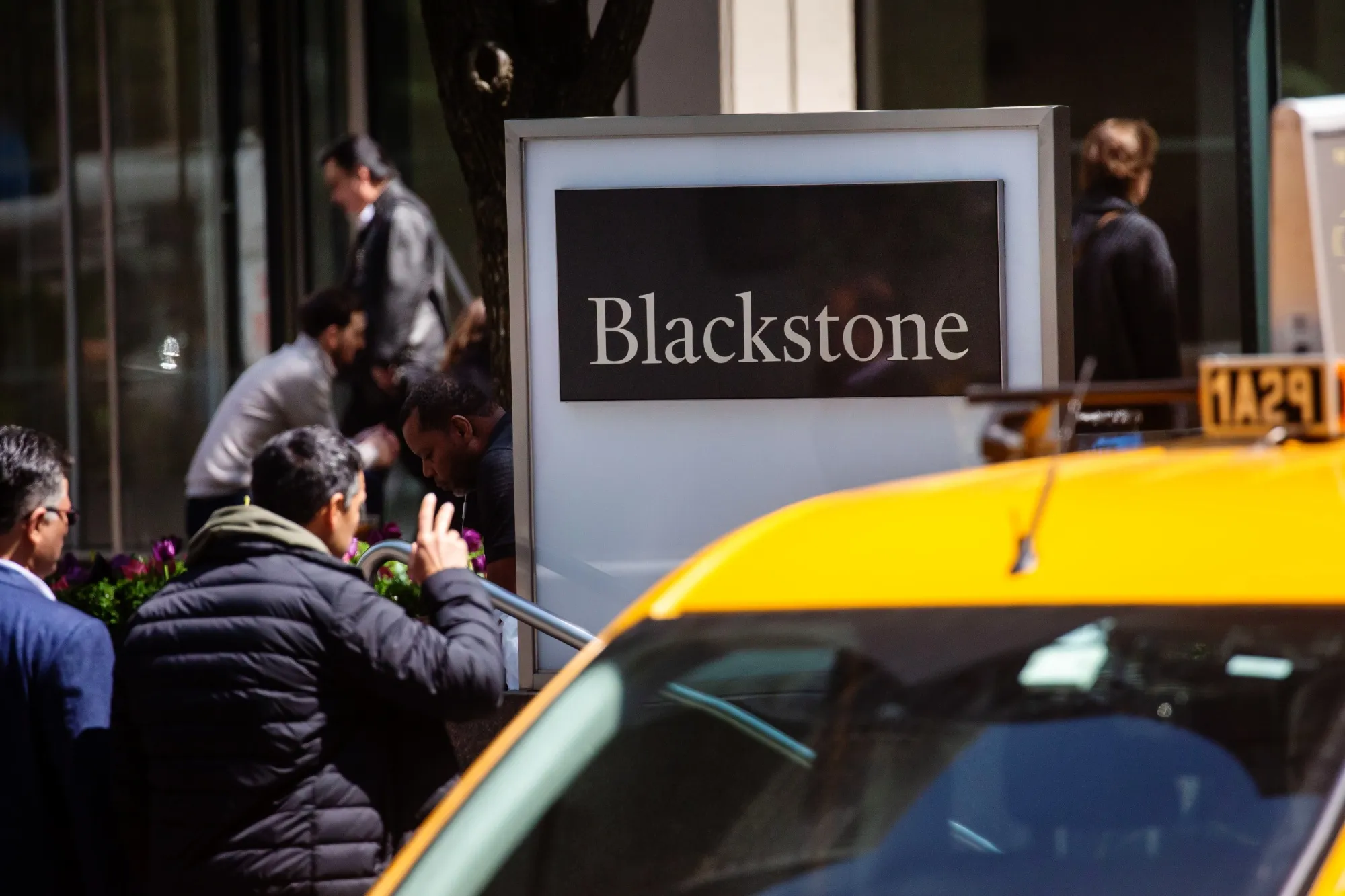 Private Equity's Big Beasts Are on the Prowl - Bloomberg