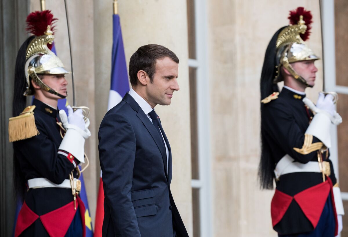 Macron’s First Big Test Comes From His Own Military - Bloomberg