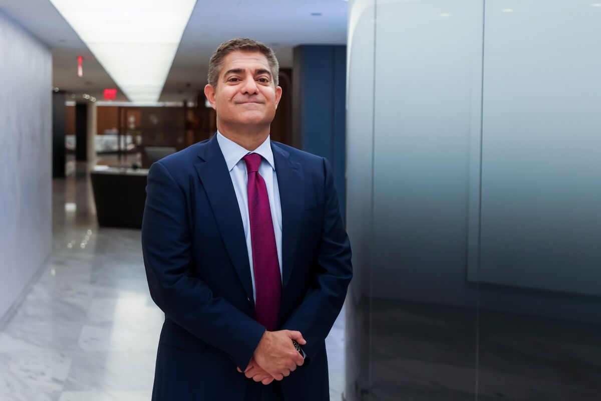 Banks Mine Decades of Deal History to Feed AI Banking Tools