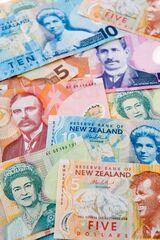 N.Z. Cuts Cash Rate To 2.5% As Quake Raises Recession Risk