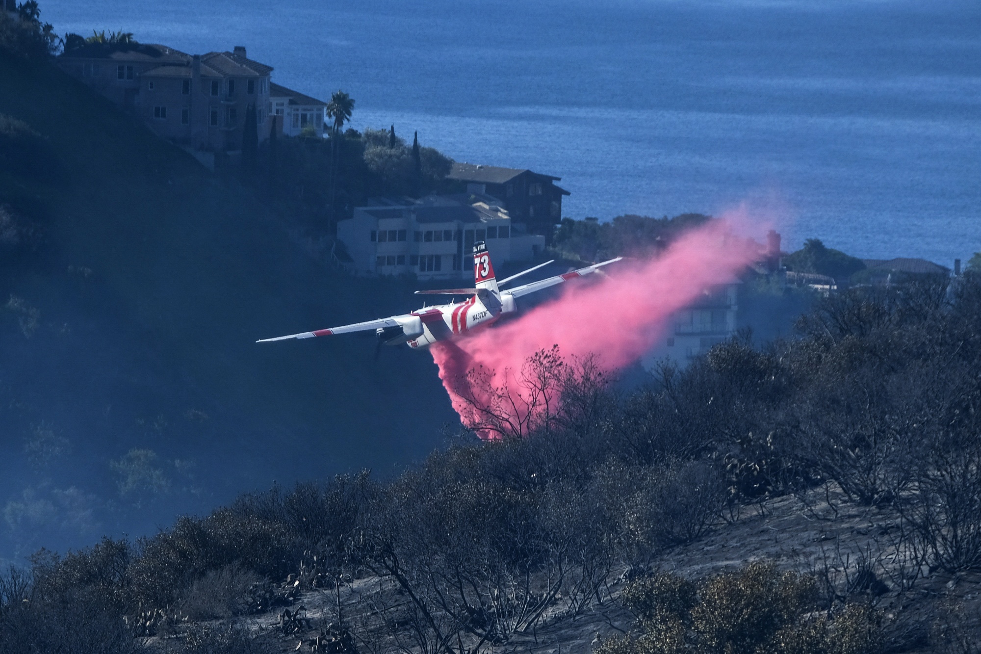 plane-drops-retardant-on-anaheim-hills-fire-youtube