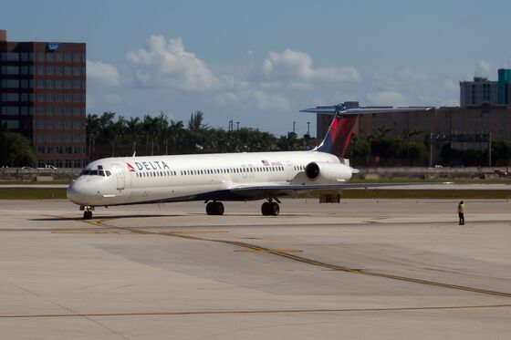 ‘Mad Dog’ Goes Silent With Delta’s Retirement of Workhorse Jet