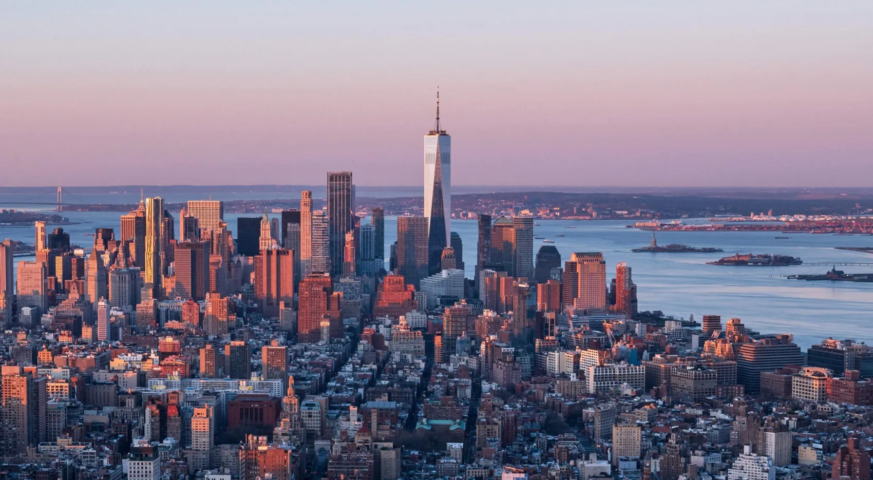 TOPSHOT-US-TOURISM-TRAVEL-SKYLINE