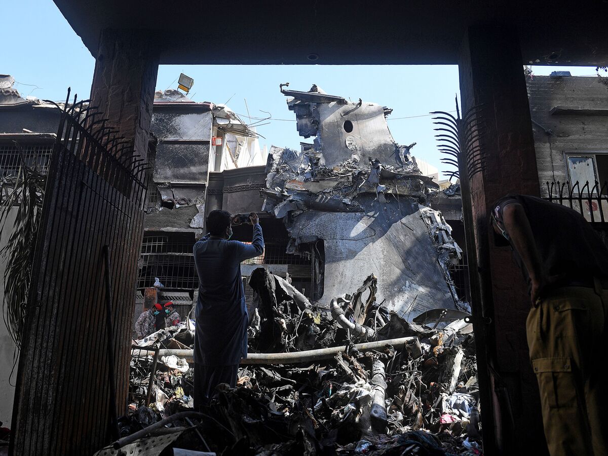 Pakistan Airplane Crash Latest Black Box Found From PIA8303 Bloomberg