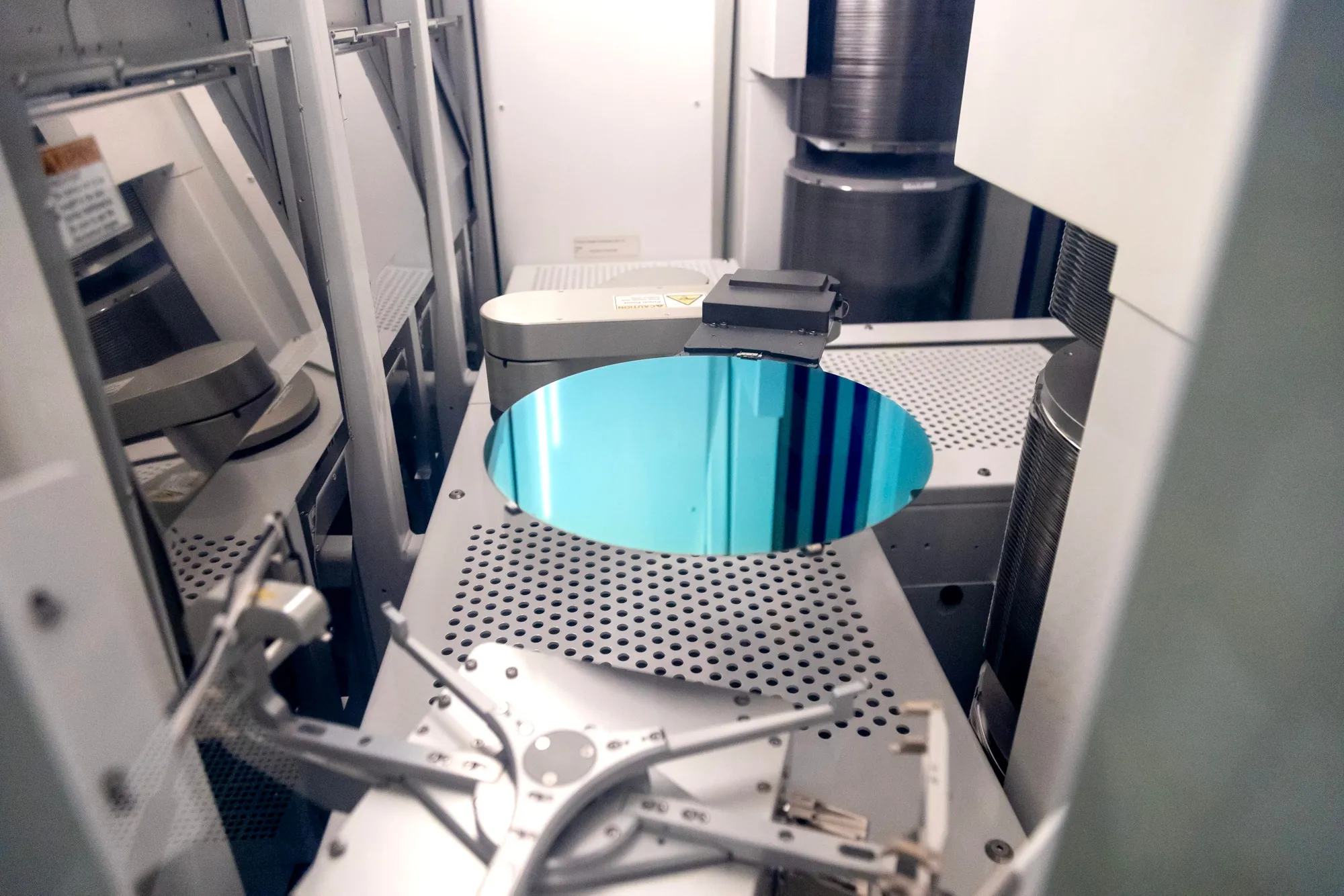 A bare wafer stacker sorts silicon wafers at a Micron Technology&nbsp;facility&nbsp;in Boise, Idaho.