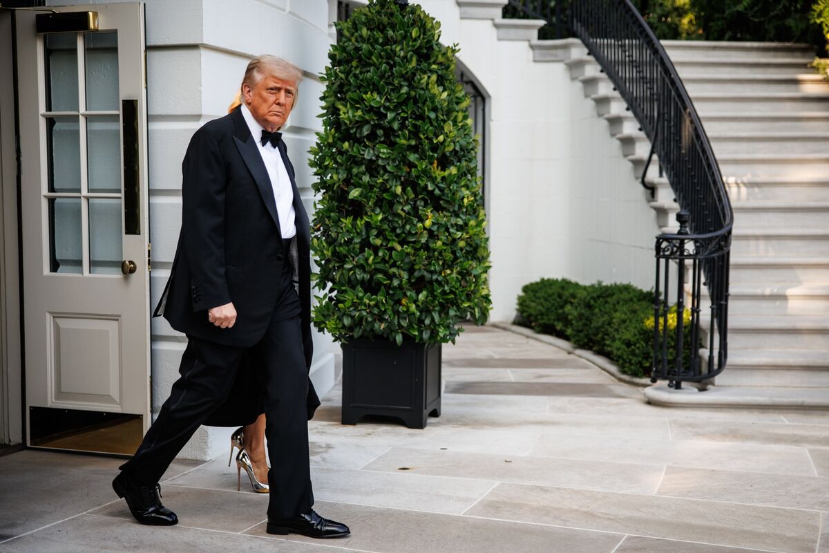 Trump: Sẽ thiết lập mức thuế đơn phương trong vòng hai tuần
