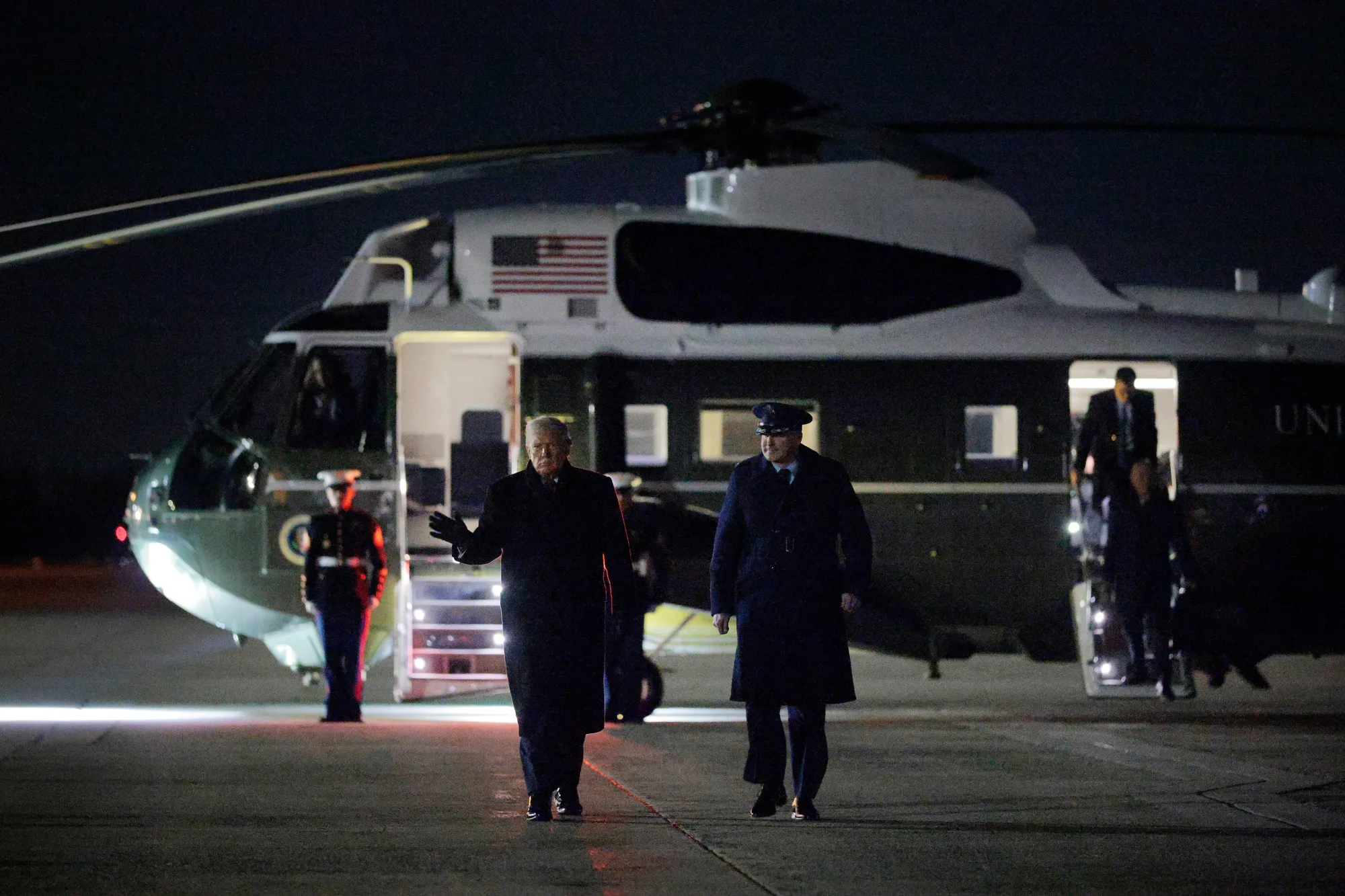 0313 トランプ トランプ氏のダボス演説、予定通り実施へ－専用機不具合で到着遅れ