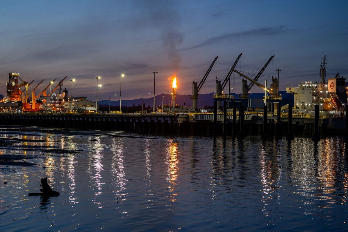 bloomberg.com - Thomas Seal - British Columbia Sparks Angst Over Gas Tax Change Amid LNG Race