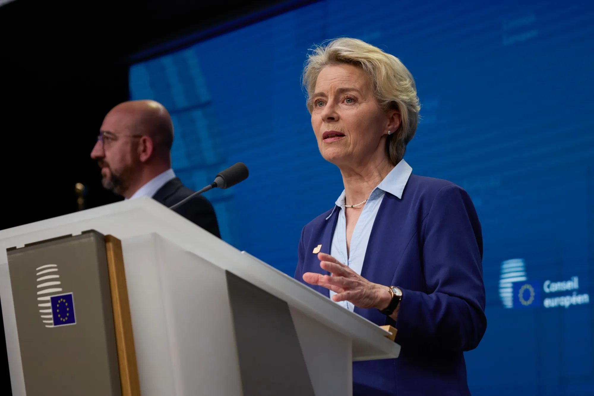 Ursula von der Leyen and&nbsp;Charles Michel, left.