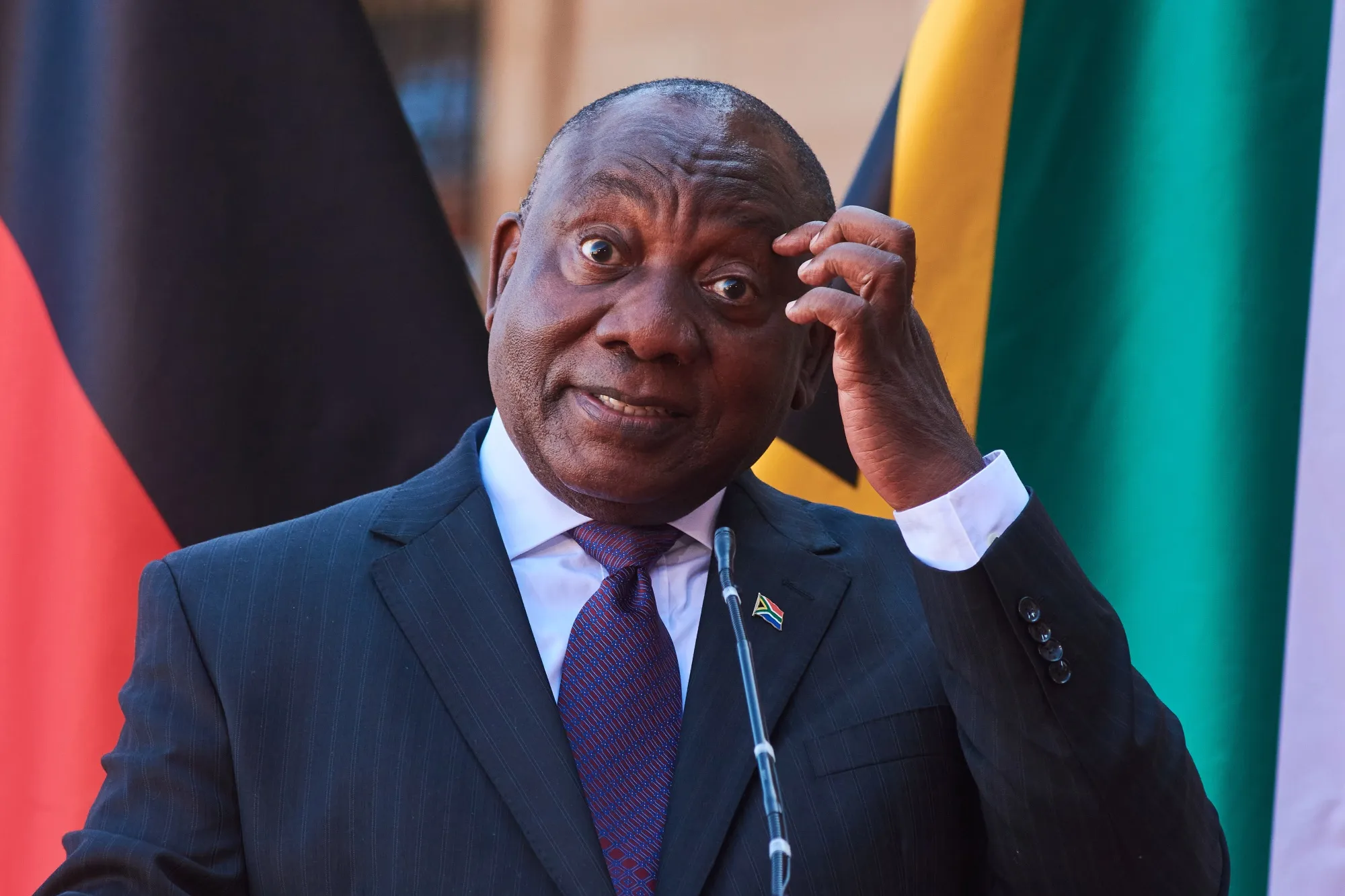 Is South Africa's Ramaphosa Headed the Same Way as UK's Johnson? - Bloomberg