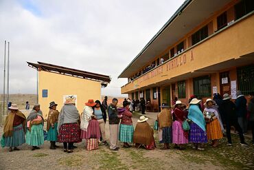 Bolivia Votes for President to Confront Worst Crisis Since 1980s