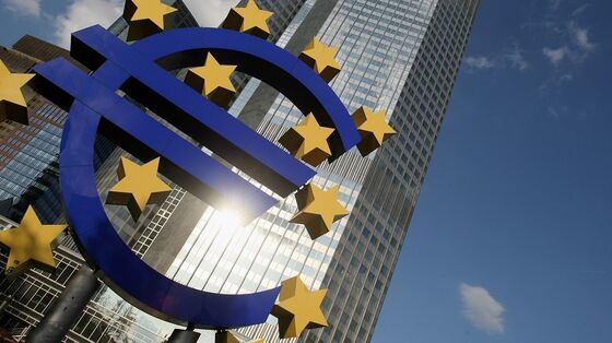 ECB Confronts Rising Yields, Delayed Recovery: Decision Guide