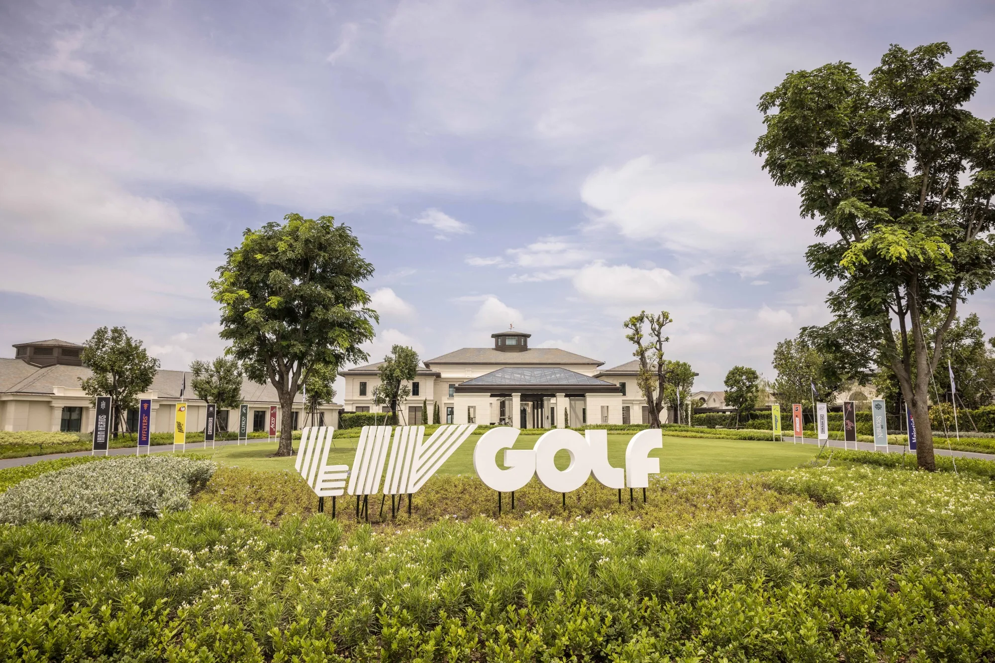 The talks between DP World Tour and LIV Golf may see the two entities merge, creating a shared schedule and allowing golfers to play in events hosted by both leagues.