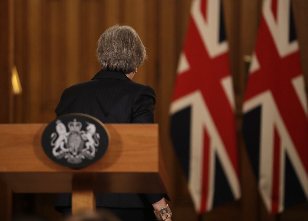 Ξεχάστε τα υπόλοιπα: το Brexit της Theresa May θα κοστίσει μια περιουσία