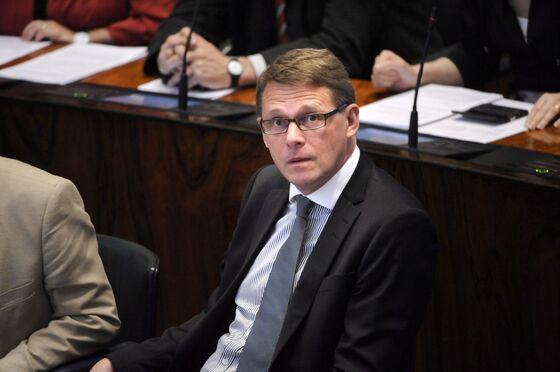 Finland Taps Former Prime Minister to Steer Public Finances