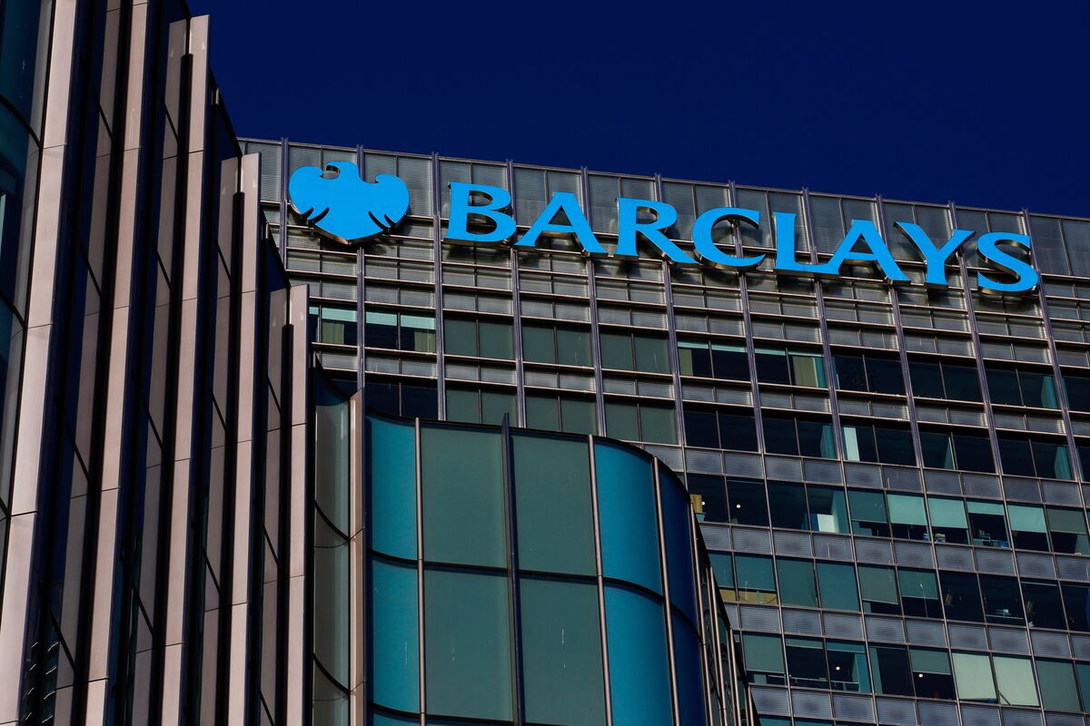🟪"Barclays affida a McKinsey la ristrutturazione della banca d'investimento per risparmi milionari"