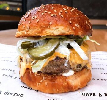 Best Burgers In The World Top Chefs Pick Favorite Hamburgers