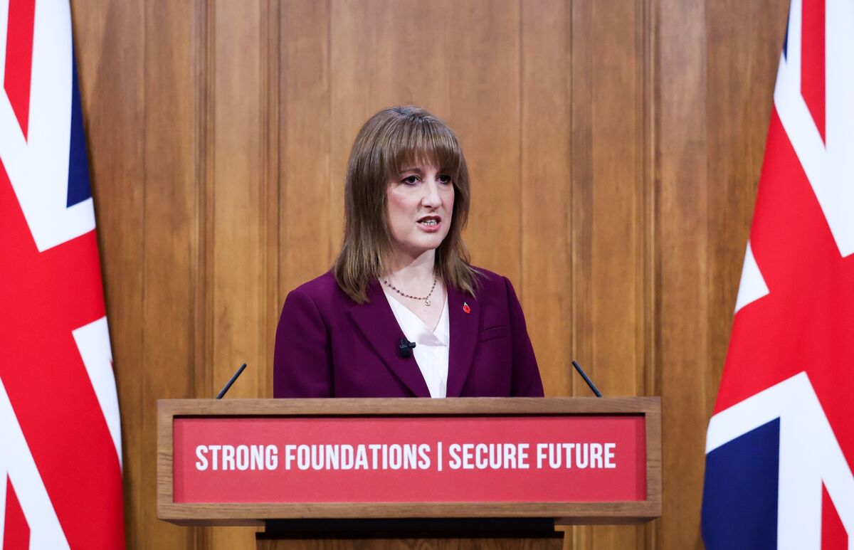 How Rich Is Someone Earning £53,000? It Depends