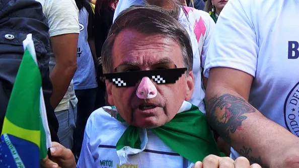 Throwing shades on Brazilian democracy?
