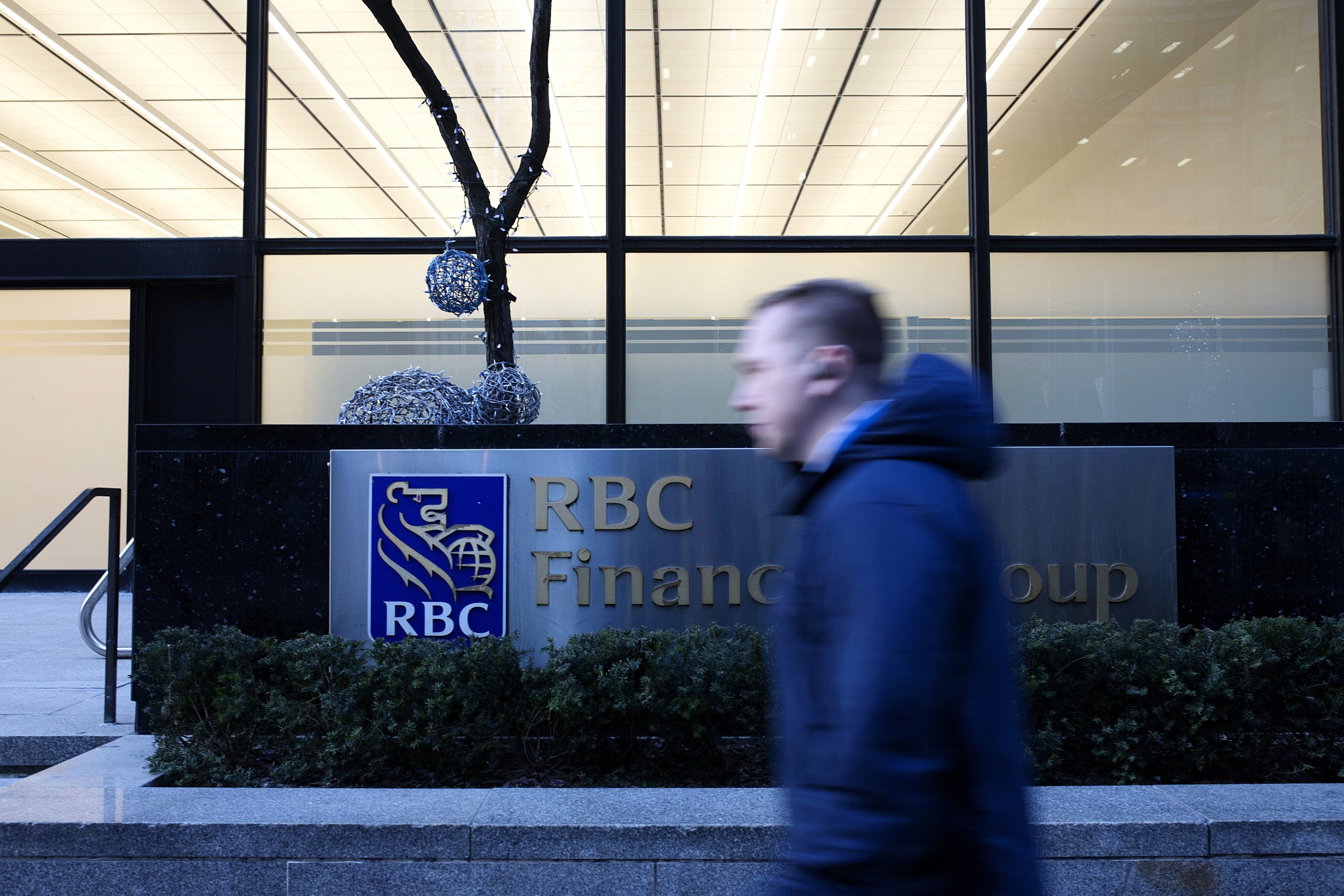 RBC Tilts Away From Battered Small Caps Drops Bet On A Rebound Bloomberg    1x 1 