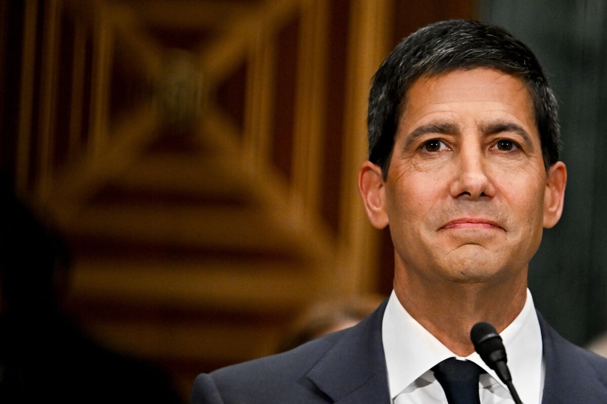 Warsh Says an Independent Fed ‘Must Stay in Its Lane’